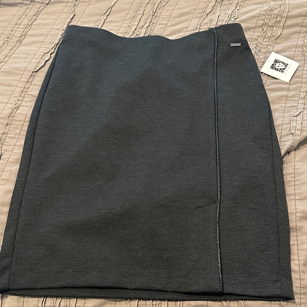 Anne Klein Charcoal Skirt size 6